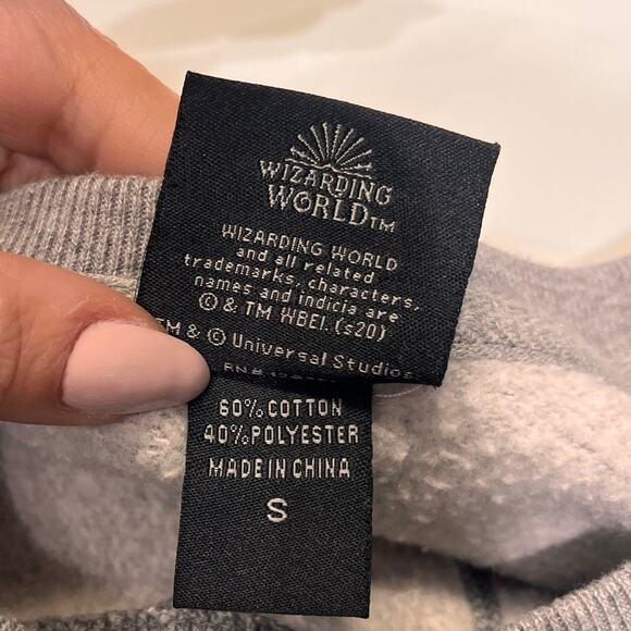 Wizarding World of Harry Potter Universal Studios Gray Ravenclaw Sweatshirt Sz S - Picture 7 of 11